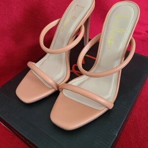 Lulu's Women's Tan Heeled Sandals